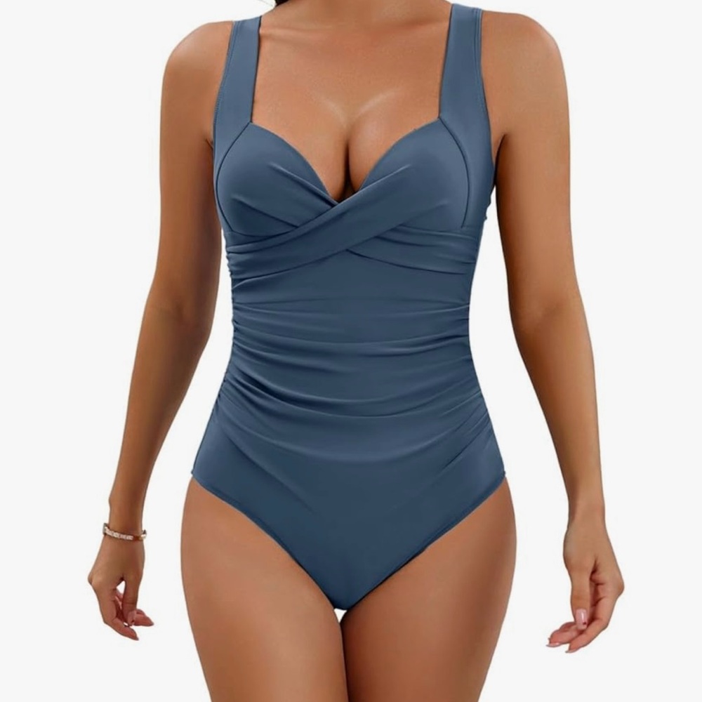 🌴EoMENIE swimsuit